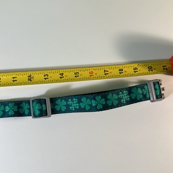 Fuzz yard st Patrick’s day dog collar - Picture 4 of 5